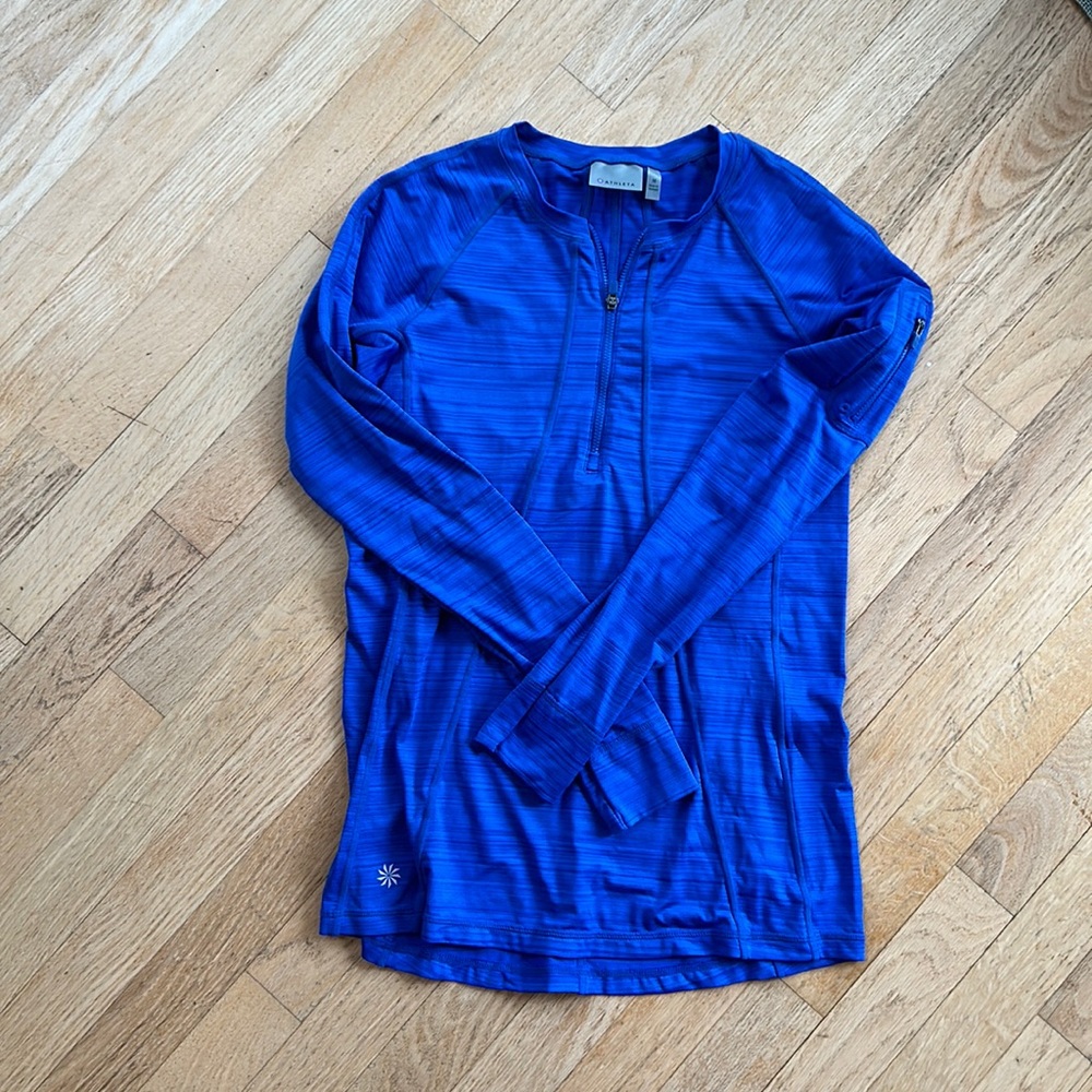 Athleta sun shirt